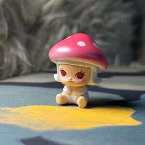 Pop Bean Mushroom Elf Series - Molly Pink Parasol Mushroom